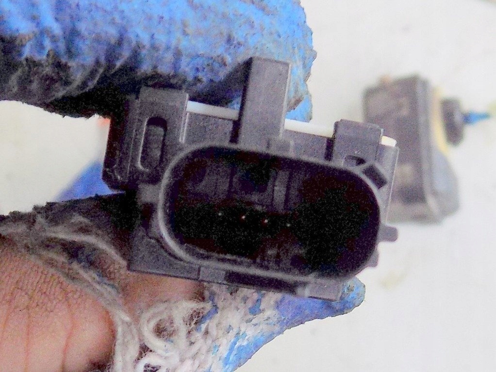 фото №4, Dodge caliber 2009r датчик удара p04672312aa