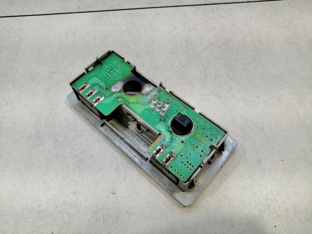 фото №10, Освітлення стельовий vw sharan 7m0947105b