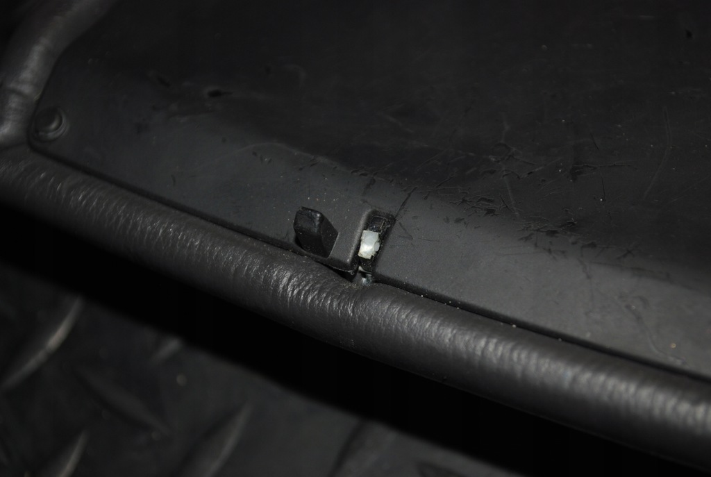 фото №13, Подлокотник крышка серая vw phaeton