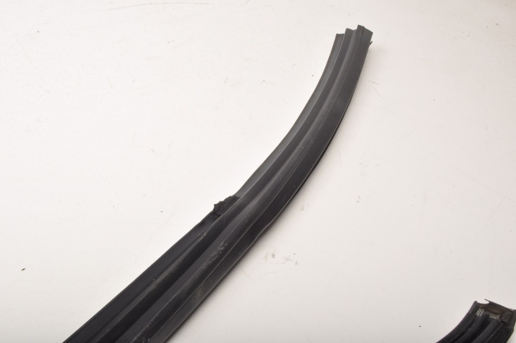 фото №11, Volvo s60 ii v60 молдинг дверь правая перед передняя 30784000