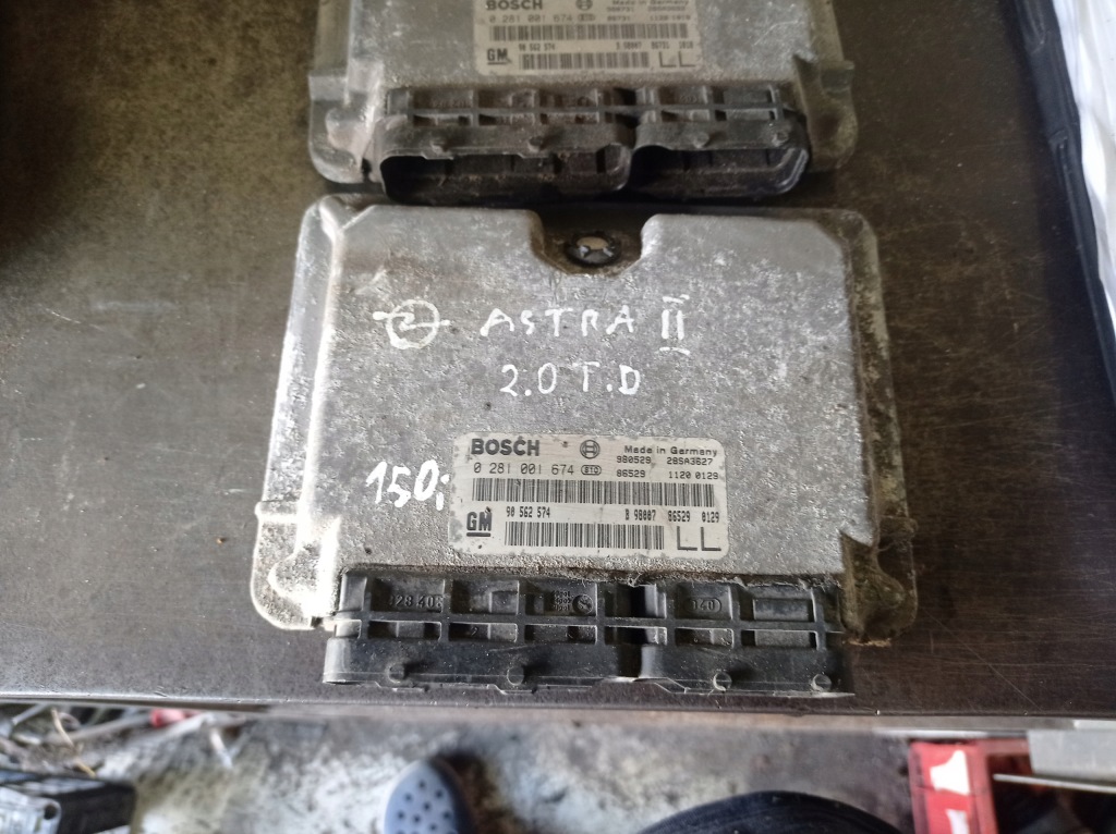 фото №1, Opel - бортовой компьютер 90562574ll