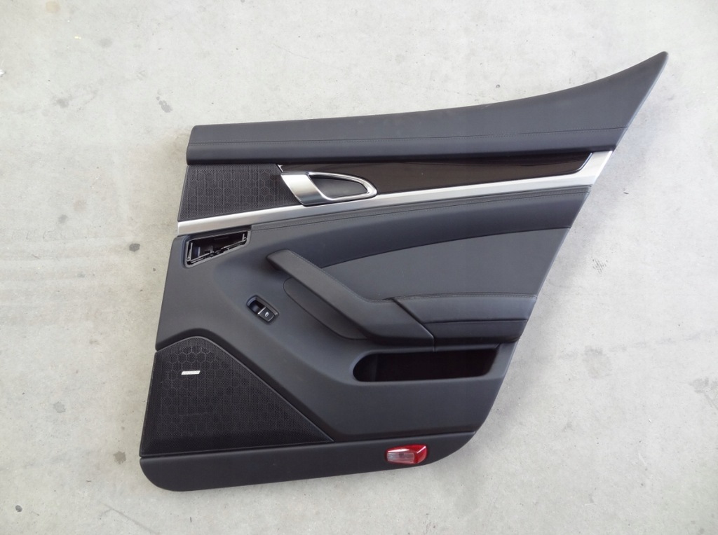 фото №1, Обивка дверь обшивка правый задняя porsche panamera