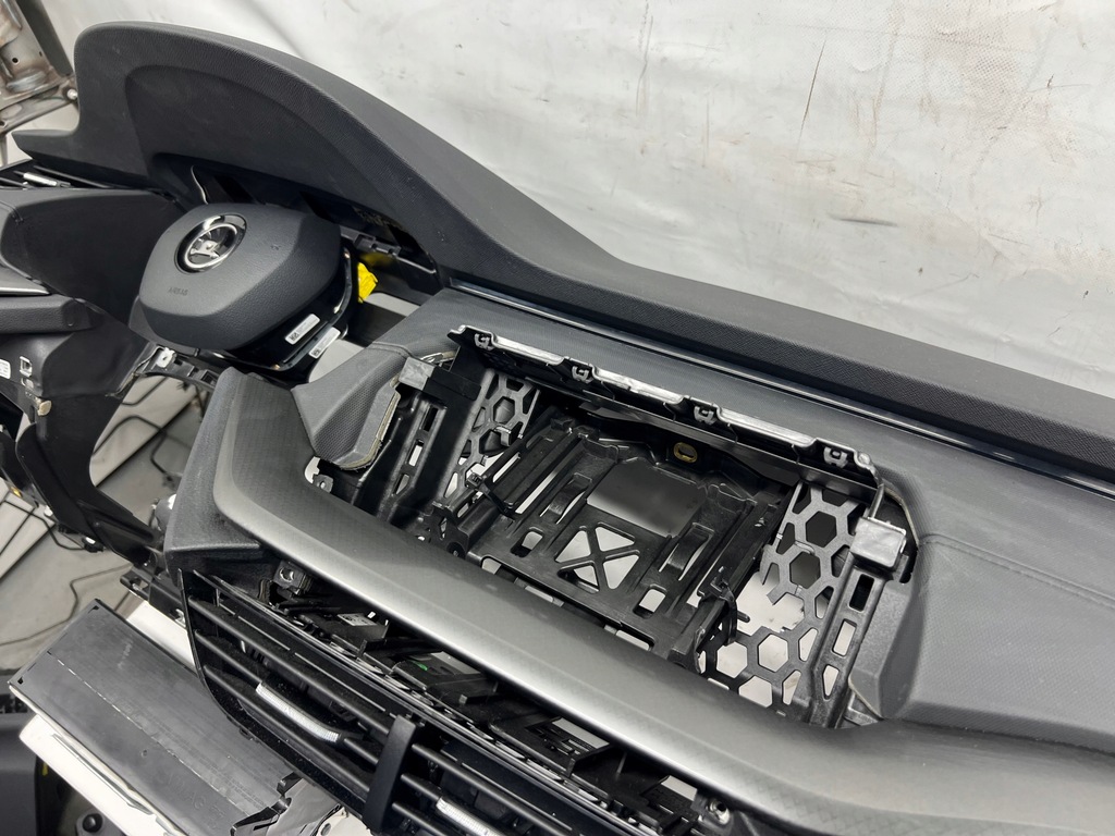 фото №7, Skoda octavia iv приборная панель консоль рулевая рейка отопитель переходник праворульная