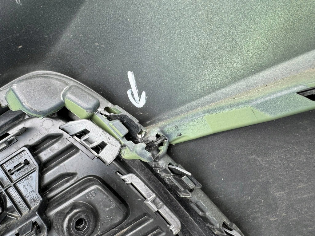 Audi q2 s line lift 81a 81a807511c бампер задня оригінал Зі Шроту