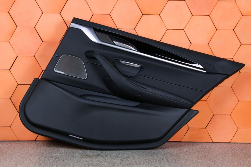 фото №1, Bmw g38 g30 обшивка обивка дверь правый задняя кожа harman