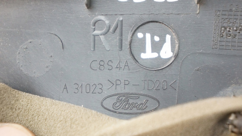 фото №4, Ford focus mk1 заглушка дверь треугольник правый задняя