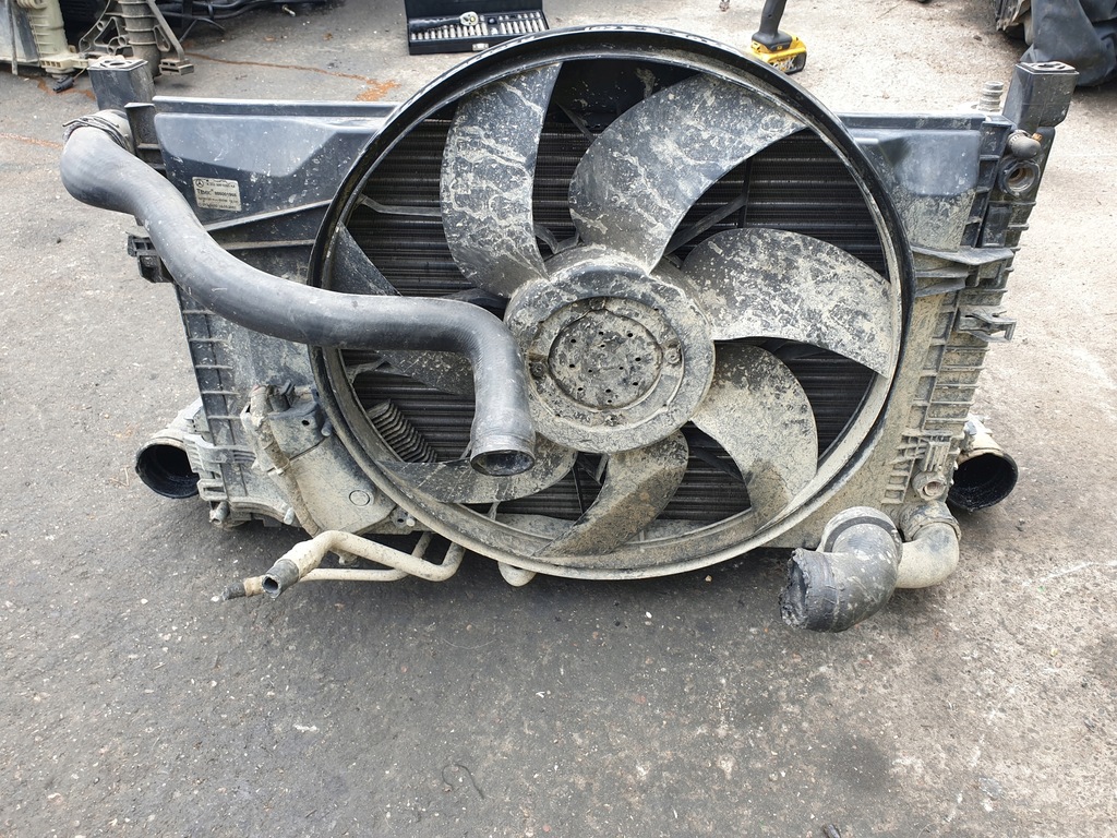 фото №5, Комплект радиатор mercedes-benz w203 2.2 cdi