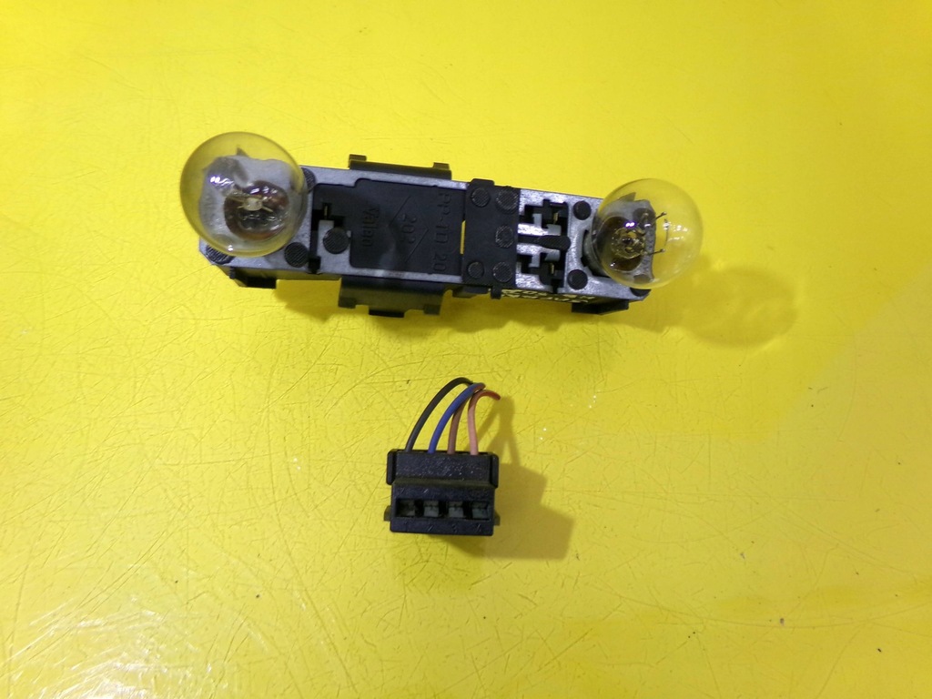 фото №6, Вкладыш лампы правый задняя renault safrane 1997 nr705