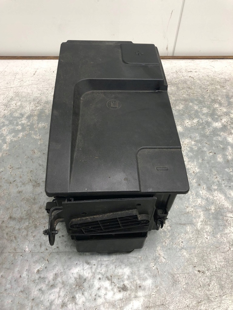 фото №1, Корпус акумулятор opel insignia a 13334616