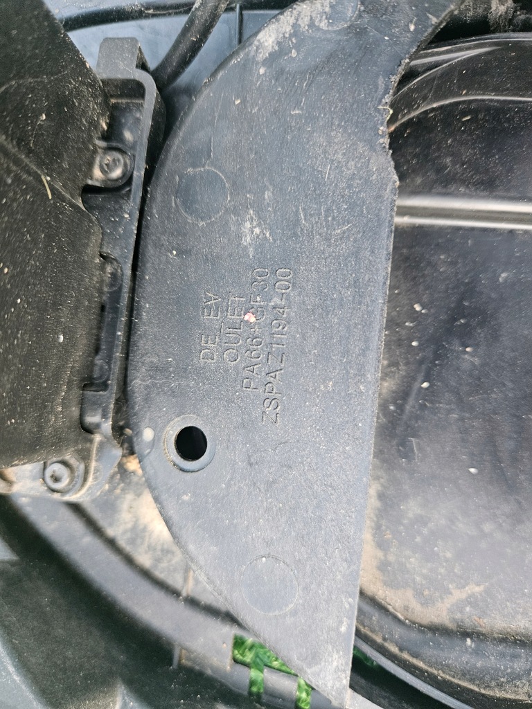 фото №7, Кришка роз'єм зарядний пристрій kia niro ev e-niro