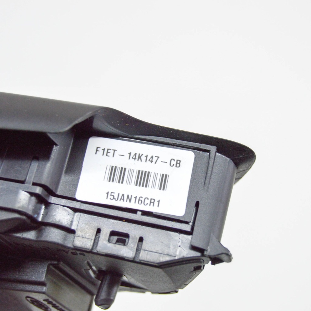 фото №6, Ford focus 2015 переключатель / кнопка руля