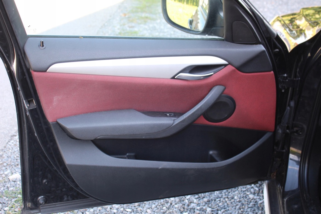 фото №1, Обшивка двері лівий перед bmw x1 e84 axby anglik