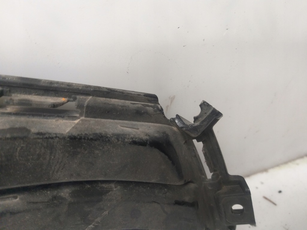 фото №11, Решітка рамка протитуманної фари ліва mondeo v15- nowa