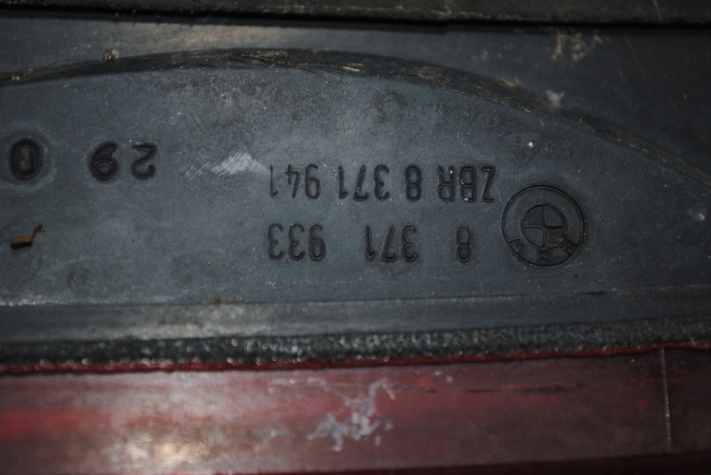 фото №8, Bmw оригинальный номер 8371933 лампа