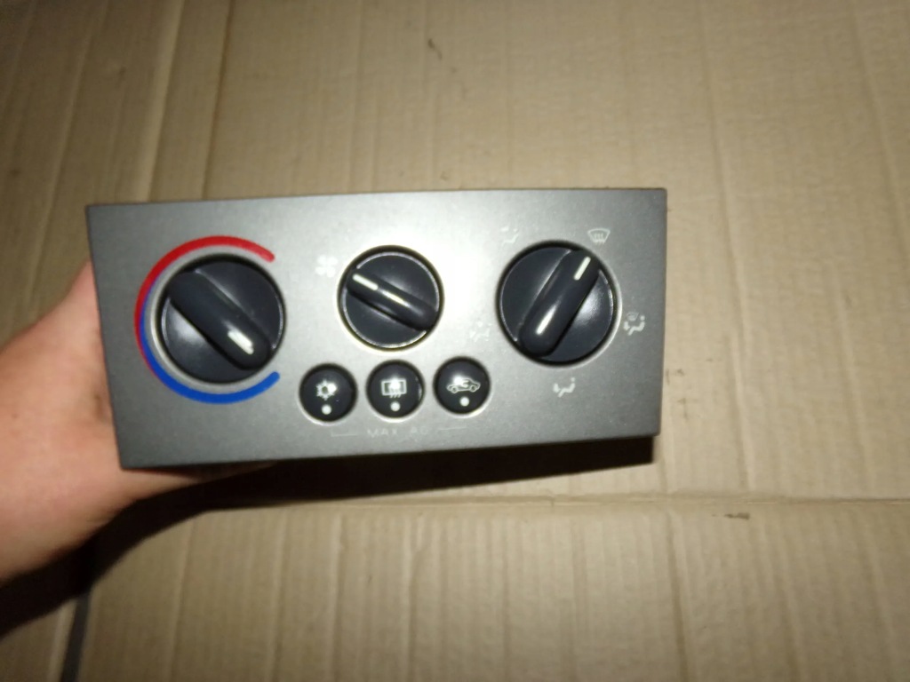 Купить Панель кондиционера 93329465 meriva a