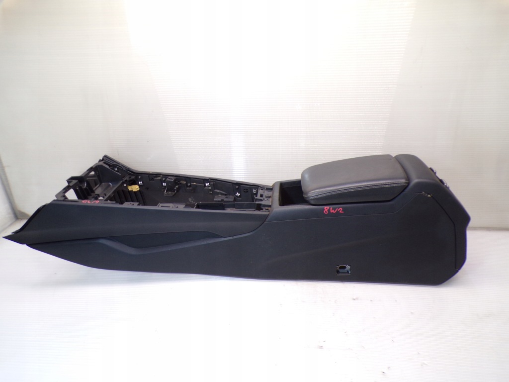 Купити Тунель підлокітник audi a4 b9 8w2863241