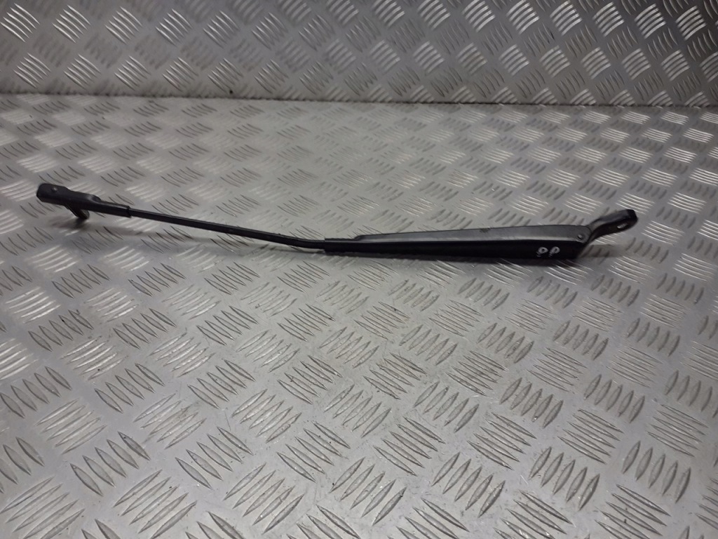 Купить Рычаг дворники перед правый renault modus 8200360824a