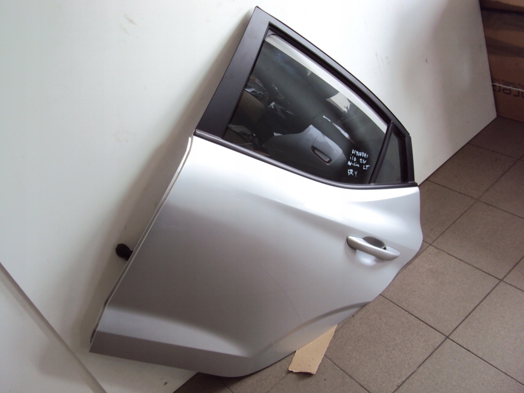 фото №1, Дверь левый задняя полный hyundai i10 iii 2019- 5ry