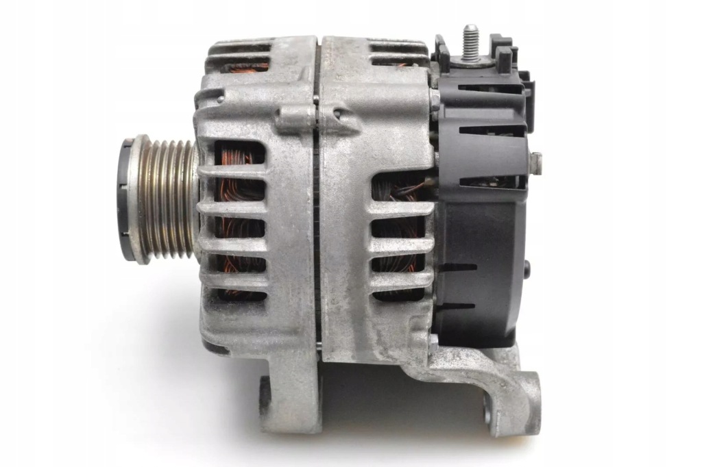Купити Генератор 8578608 bmw serii 5 f10 2010 2017 2.0 d