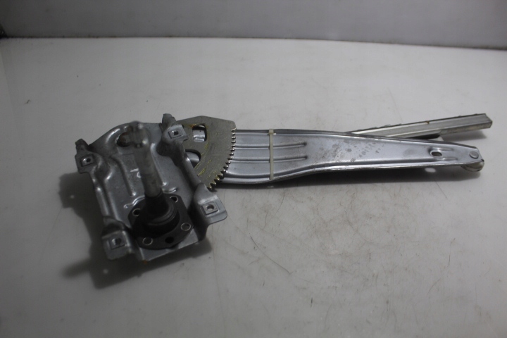 фото №3, Механізм вікон правий задня toyota avensis ii t25