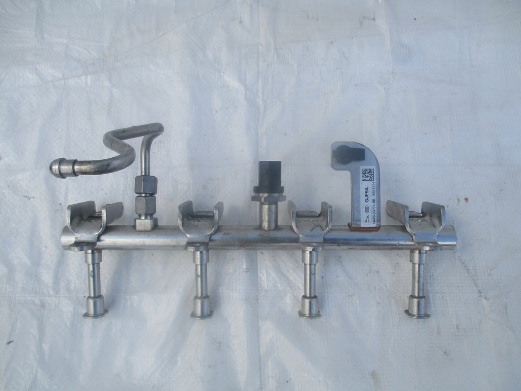 фото №1, Молдинг впрыскная jaguar xe xj range land rover 2.0