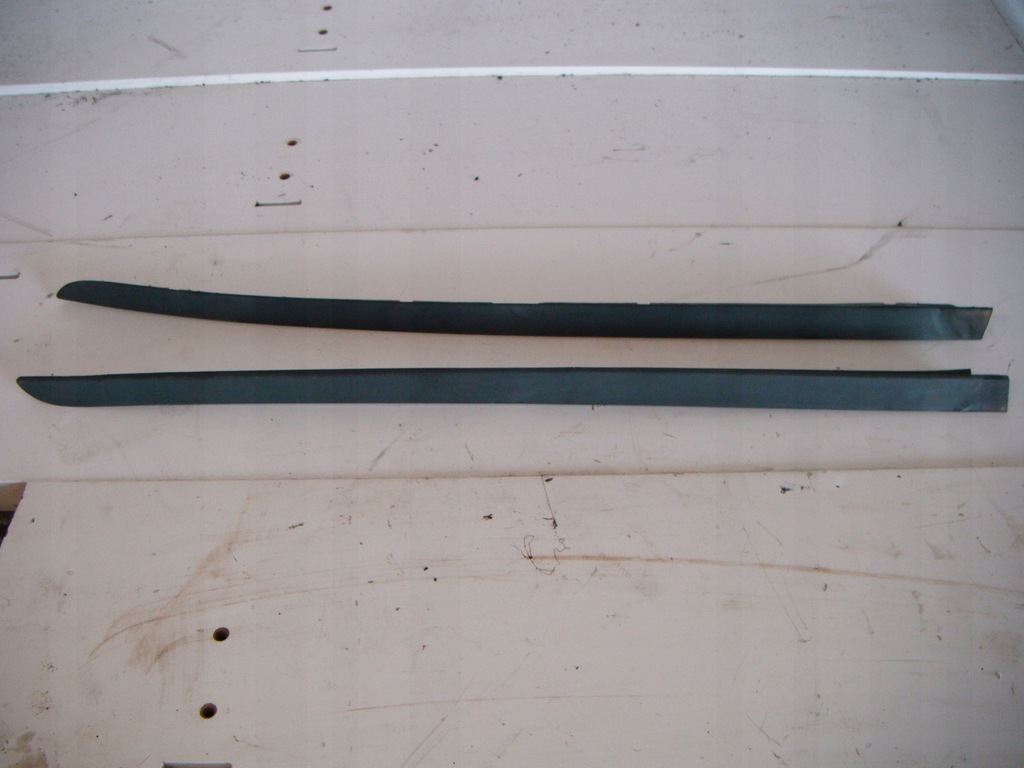 фото №1, Sebring iii 3 06-10 молдинг стекло передней