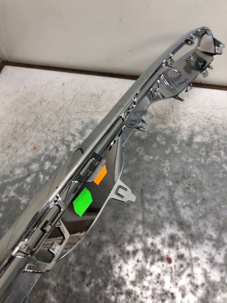 Диффузор хром бампера задний  mercedes w214 amg a2148853401 Оригинал