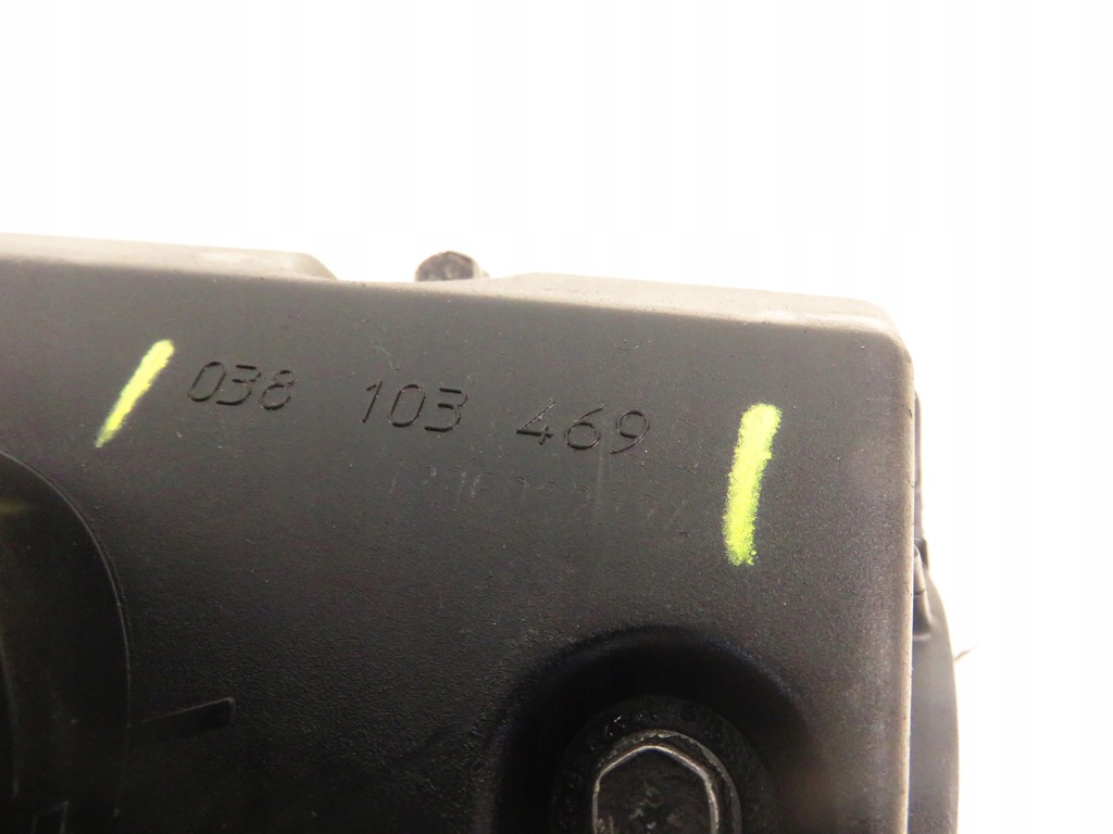 фото №5, Крышка клапанов vw touran i 1.9 tdi pd 100 - avq avq 038103469q