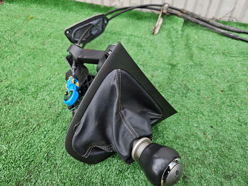 фото №7, Выборщик тросы переключения передач toyota auris i e15 2.2 d