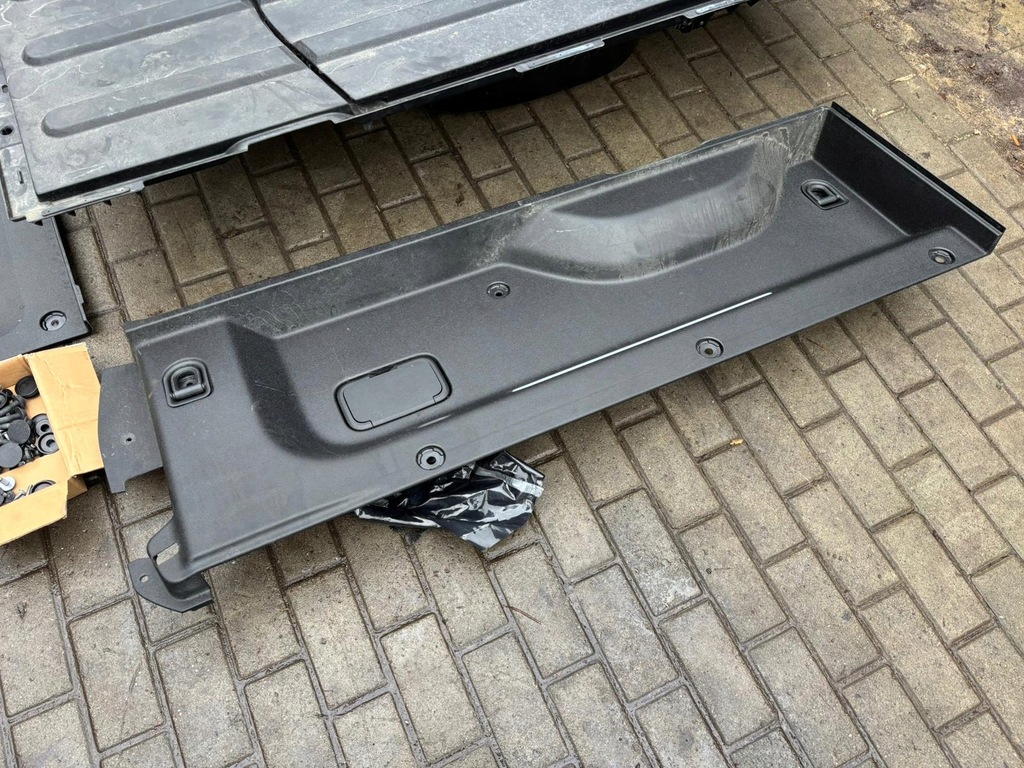 фото №6, Rivian r1t обшивка кузов борти підлога боки багажника комплект