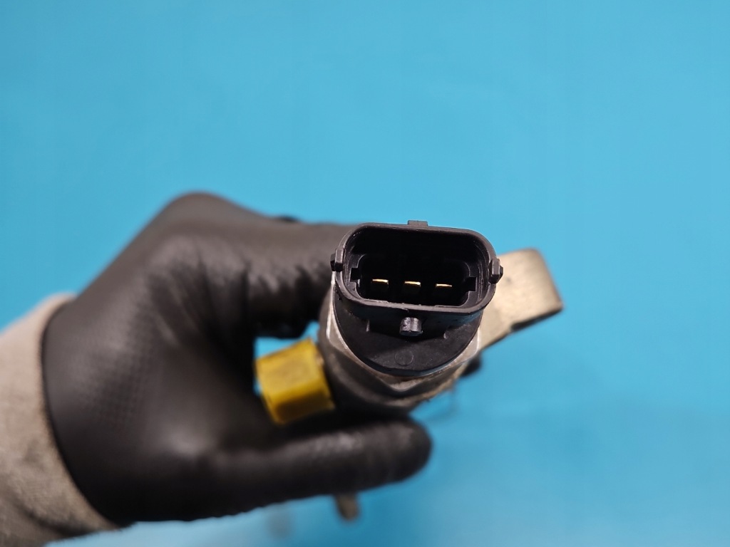 фото №8, Молдинг упорскування датчики 0445214111 31400-2a410 kia cerato 1.6 crdi