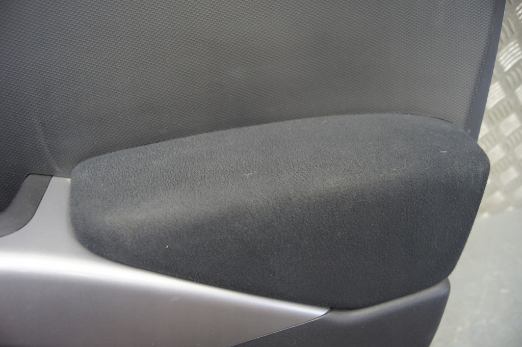 фото №10, Mitsubishi outlander ii lift обшивка оббивка правий перед шкіра