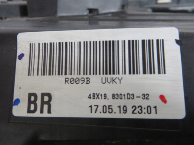 фото №12, Mitsubishi outlander iii lift лампа правая full led 4bx19 8301d3-32