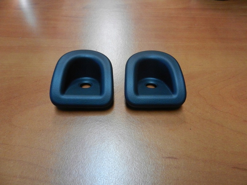 фото №3, Mustang 2010+ пластик засов дверь защита заглушка