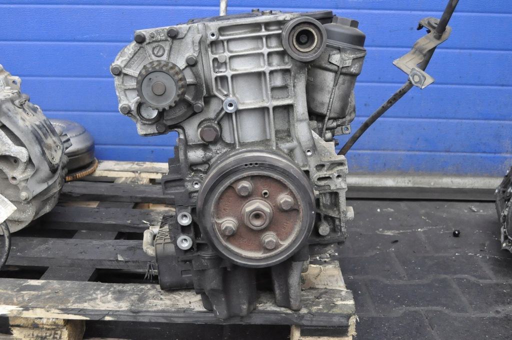 фото №7, Volvo c30 c70 s40 v50 2.4 d5 179-185 km блок двигателя d5244t8 d5244t5