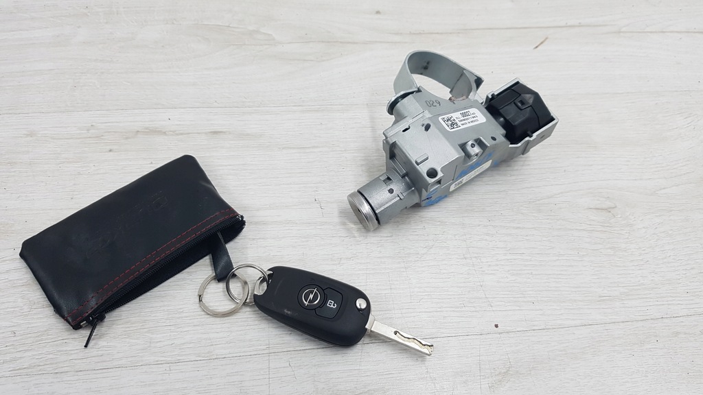 фото №1, Opel astra k 15- замок зажигания + ключ eu