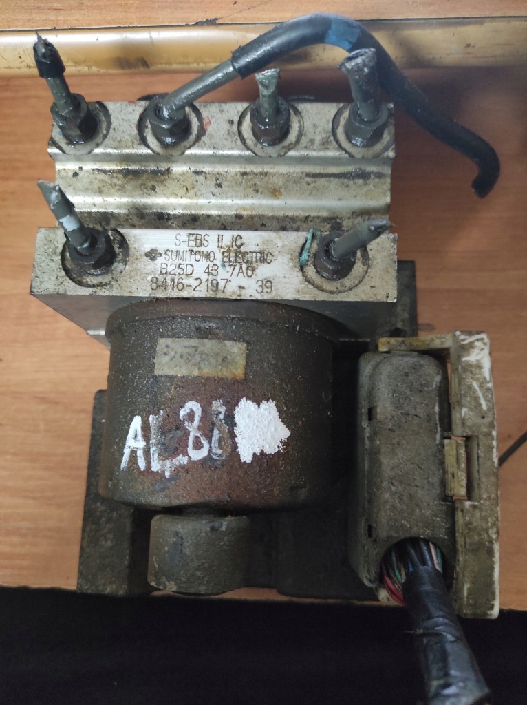 фото №1, B25d437a0 насос блок керування abs mazda 323