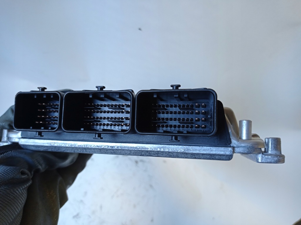 фото №5, Бортовий комп'ютер mitsubishi space star 1.9 did 0281010438