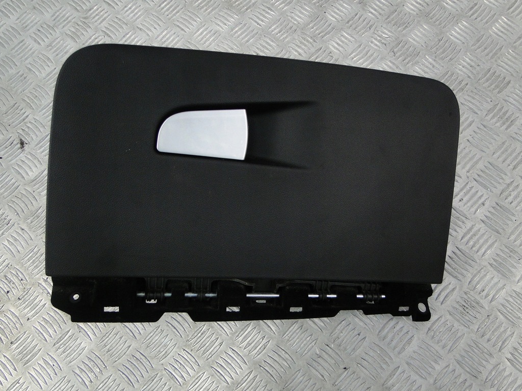 фото №2, Alfa romeo stelvio бардачок консоли 2019