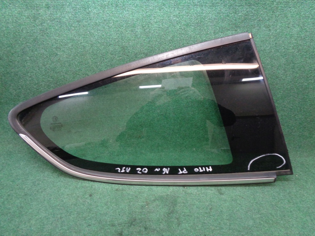 фото №1, Стекло кузовная alfa romeo mito lift 2016r. правая задняя хром оригинал