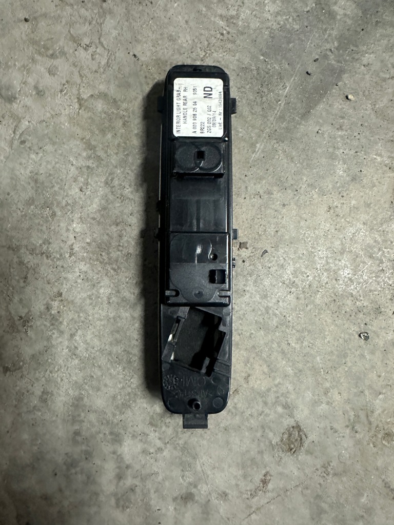 фото №3, Mercedes w222 s-klasa лампа ручки потолочный rh