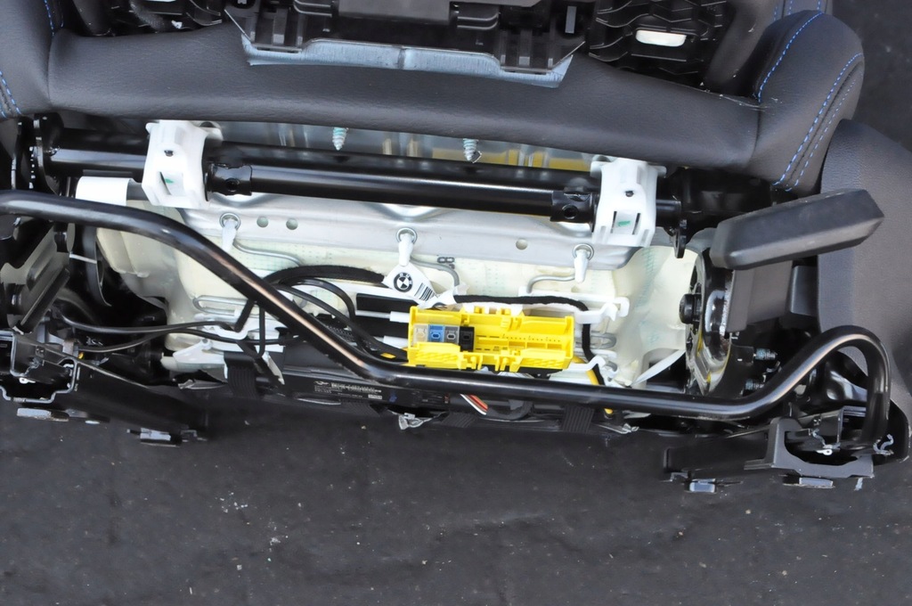 фото №15, Bmw f44 gran coupe сиденья заднее сиденье обшивки туннель m-pakiet 23r anglik