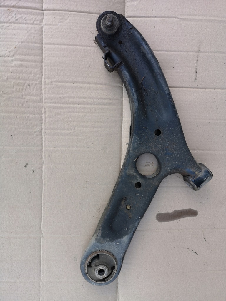 фото №1, Hyundai veloster рычаг передний левый