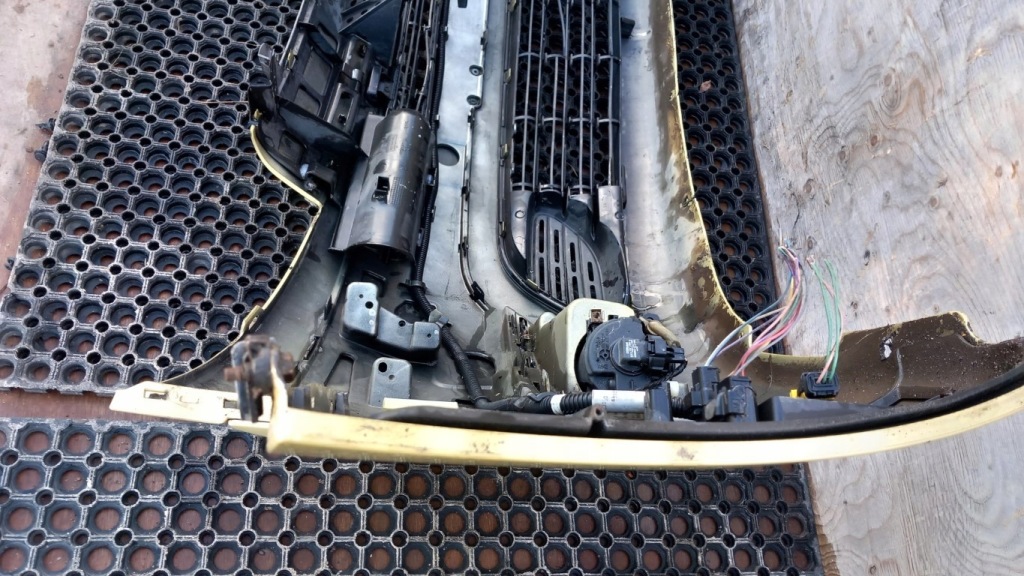 фото №10, Citroen c4 grand picasso бампер перед kaqc протитуманна фара