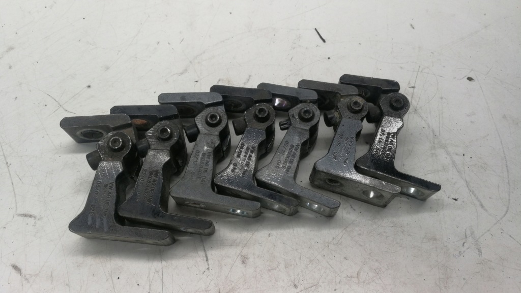 фото №1, Петля двері правий audi a4 b8 a5 8t q5 8k0831402e