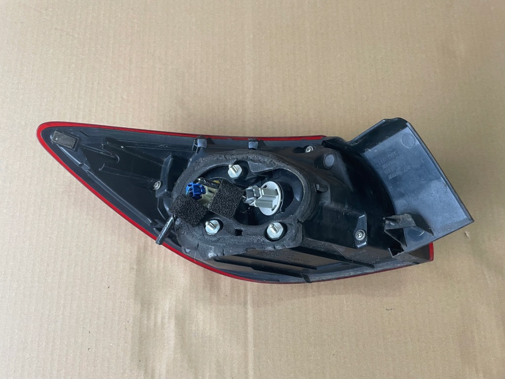 фото №4, Mazda 3 bm хэтчбек 2013-2017 задняя правая лампа