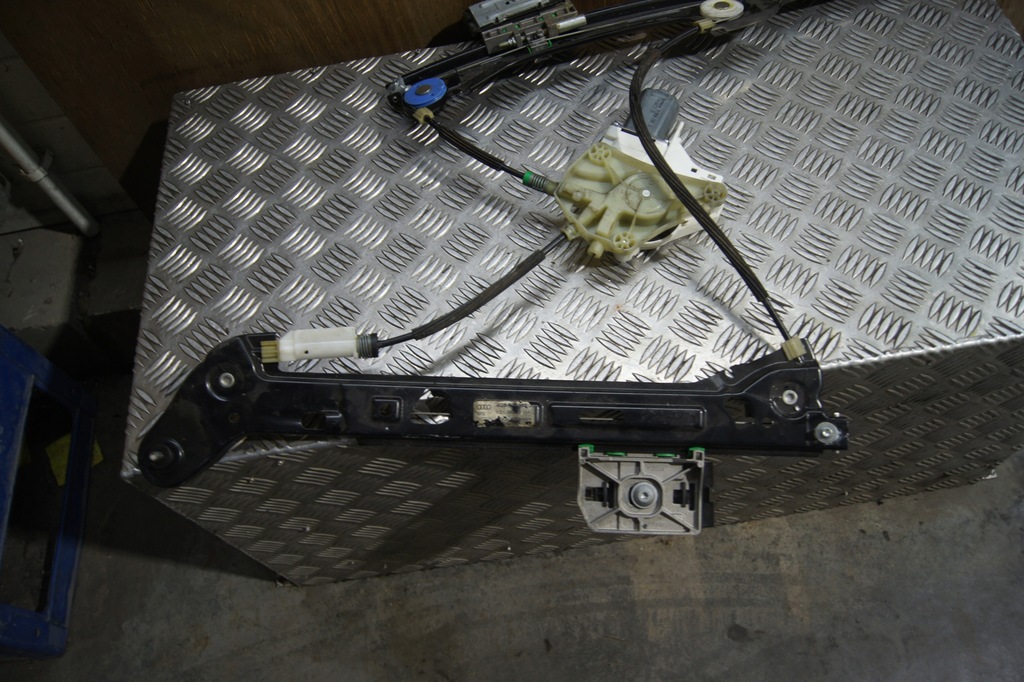 фото №8, Подъемник стекло правый задняя audi a7 4g8839462a