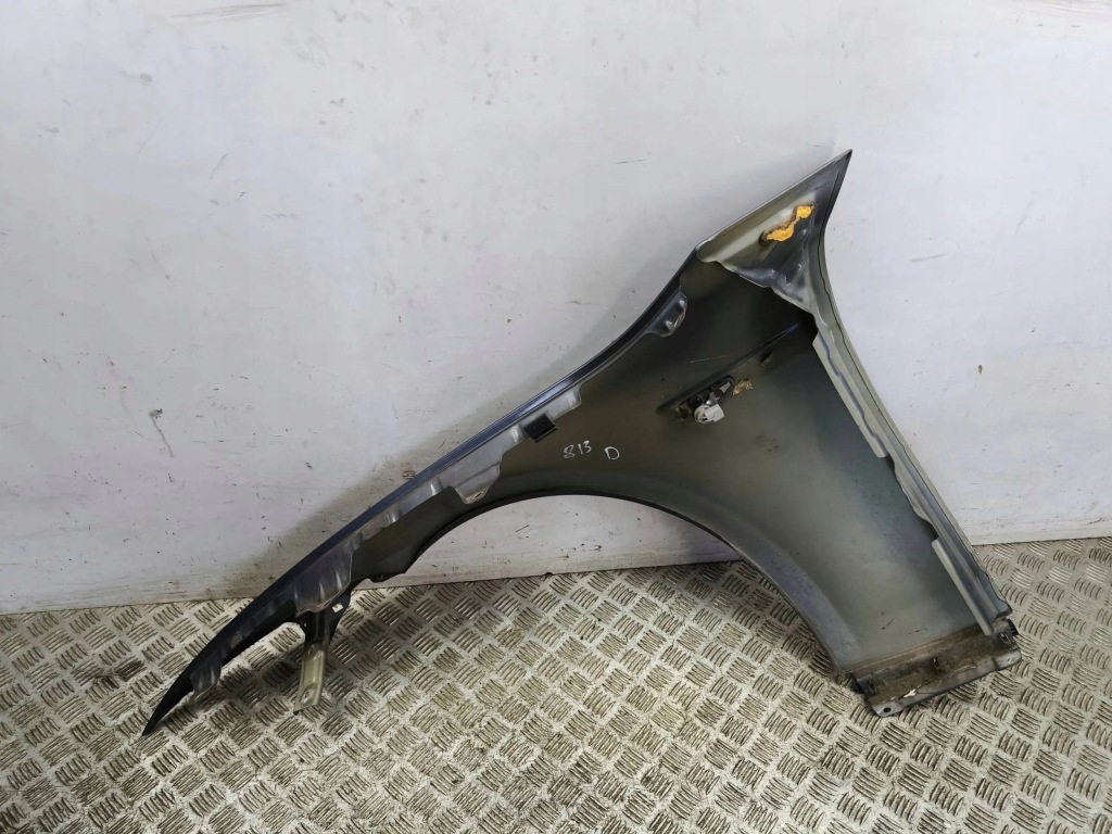 Tesla model s 2014 права сторона крила передній в Україні