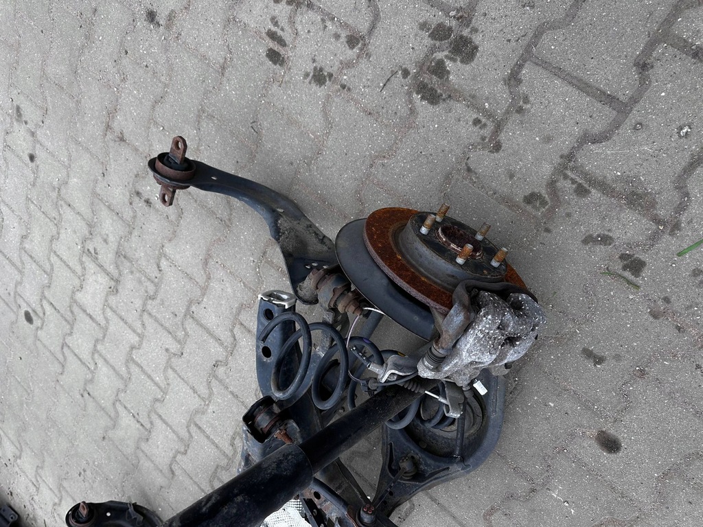 фото №6, Mazda 3 bm підвіска задня задні підрамник поворотний кулак 2.0 b