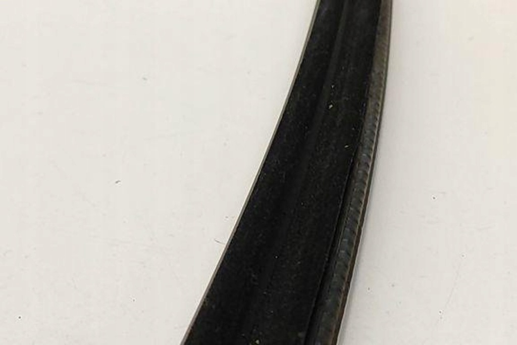 фото №9, Прокладка передний правых дверь peugeot 308 ii 9813391480 1.6l 2021